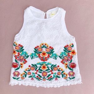 Maeve Anthropologie Embroidered floral eyelet top